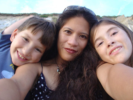 Benjamin Caleb Gordon, Nina Gomez Gordon, and Cerina Isabel Gordon, August 2005